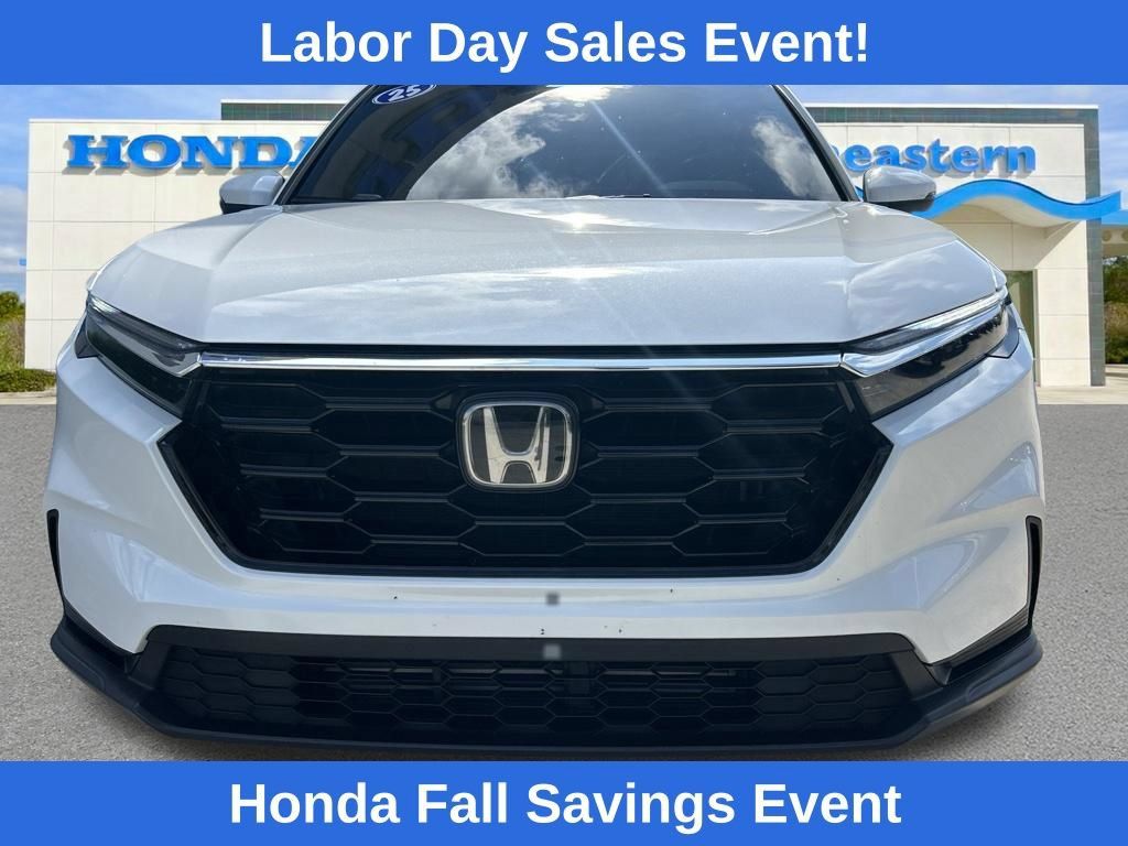 Used 2025 Honda CR-V EX image 2