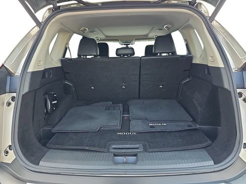 Used 2021 Nissan Rogue Platinum FWD image 30