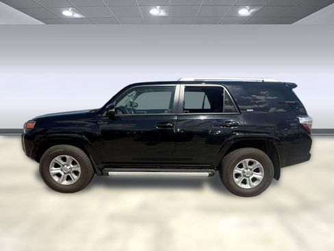 Used 2014 Toyota 4Runner SR5 Premium image 2