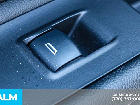 Used 2024 GMC Terrain SLE image 54