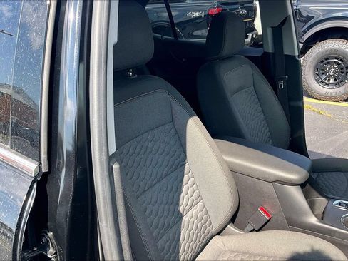 Used 2018 Chevrolet Equinox LT FWD image 6