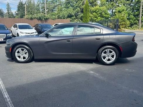 Used 2023 Dodge Charger SXT RWD image 4