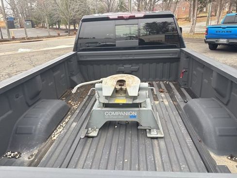 Certified 2022 Chevrolet Silverado 3500 LTZ w/ LTZ Plus Package image 6