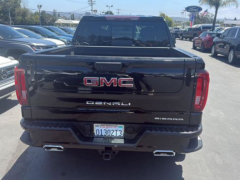 Used 2023 GMC Sierra 1500 Denali w/ Denali Reserve Package AWD/4WD image 7