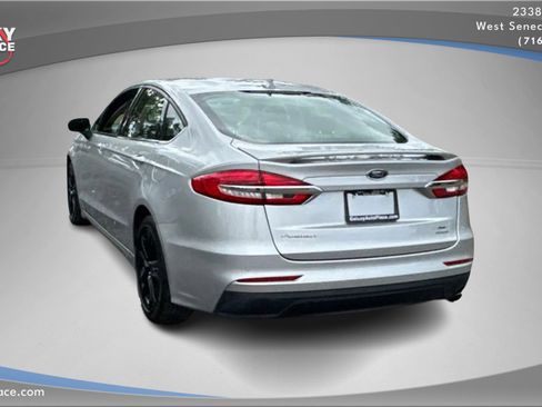 Used 2019 Ford Fusion SE w/ Equipment Group 151A image 7