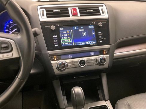 Used 2016 Subaru Outback 2.5i Limited image 5