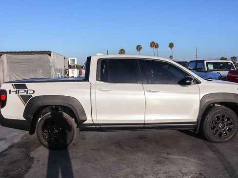 Used 2022 Honda Ridgeline Black Edition image 13