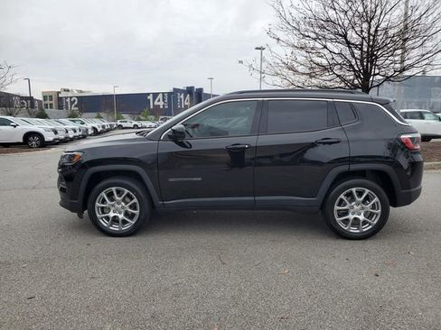 Used 2022 Jeep Compass Latitude image 6