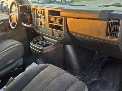 Used 2019 Chevrolet Express 2500 w/ Driver Convenience Package image 12