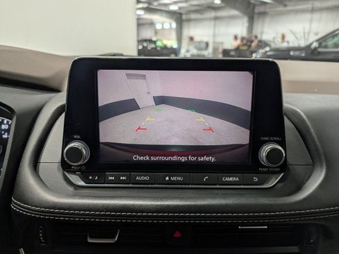 Used 2021 Nissan Rogue S image 26