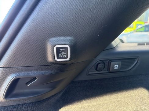 Used 2024 Jeep Grand Cherokee Overland w/ Trailer Tow Package image 22