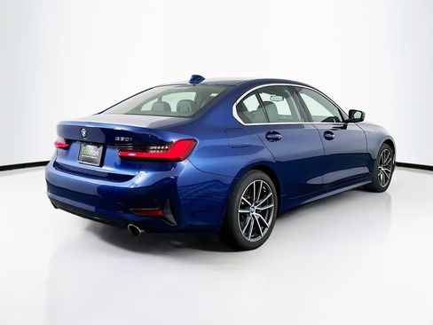 Used 2021 BMW 330i Sedan w/ Executive Package RWD image 9
