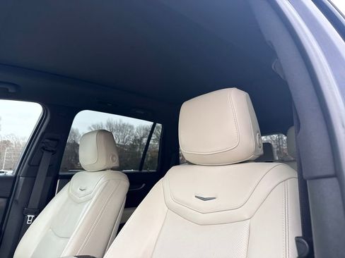 Certified 2023 Cadillac XT6 Sport image 12