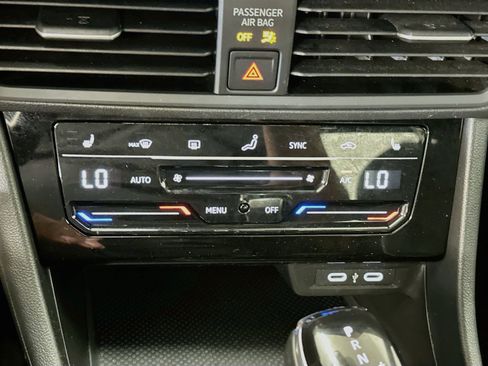 Used 2025 Volkswagen Jetta Sport FWD image 24