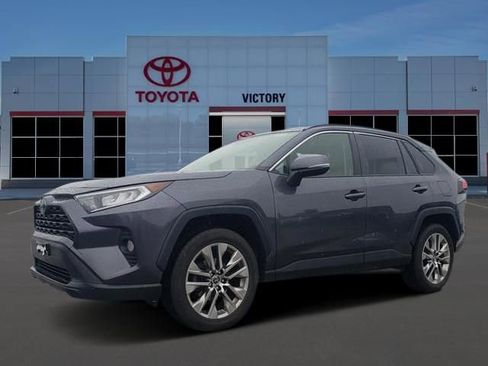 Used 2019 Toyota RAV4 XLE Premium w/ Cold Weather Package AWD/4WD image 1