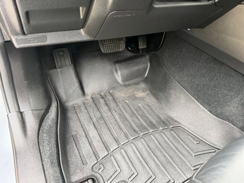 Used 2013 Subaru Crosstrek 2.0i Limited AWD/4WD image 28