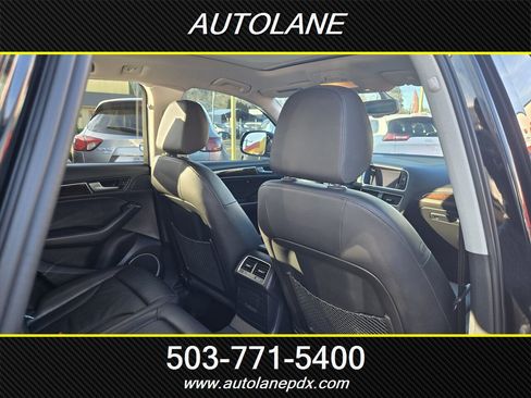 Used 2017 Audi Q5 2.0T Premium Plus w/ Technology Package image 14