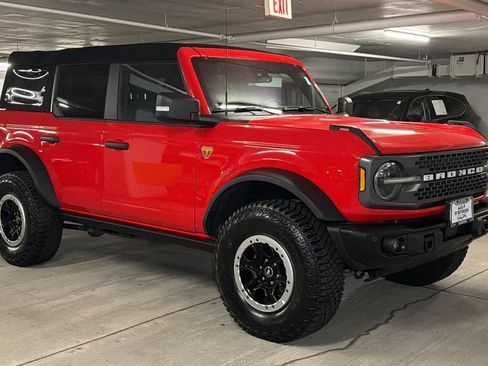 Used 2023 Ford Bronco Badlands w/ Sasquatch Package AWD/4WD image 1