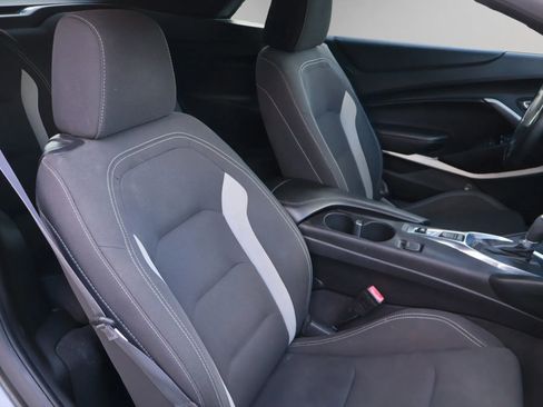 Used 2017 Chevrolet Camaro SS image 32