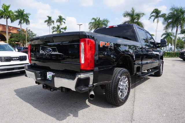 Used 2025 Ford F250 XLT w/ FX4 Off-Road Package AWD/4WD image 7