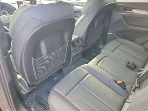 Used 2025 Audi Q5 2.0T Premium image 8