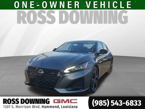 Used 2025 Nissan Altima 2.5 SR image 1