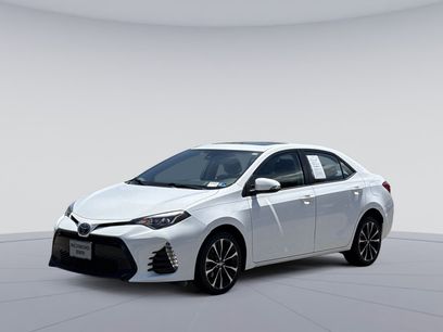 Used 2017 Toyota Corolla SE w/ SE Premium Package