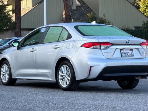 Certified 2023 Toyota Corolla LE image 5