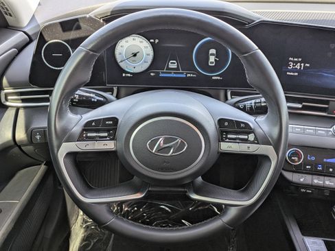 Used 2023 Hyundai Elantra SEL w/ Convenience Package FWD image 20