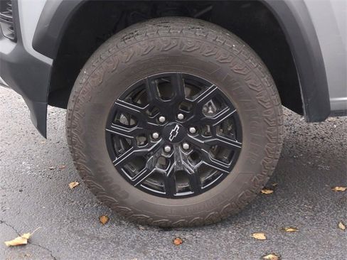 Certified 2024 Chevrolet Colorado Trail Boss w/ Advanced Trailering Package image 32