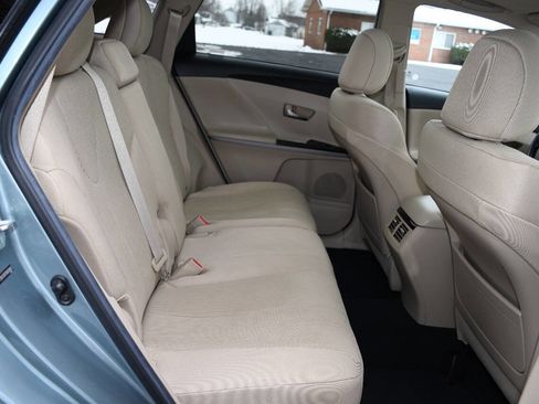 Used 2011 Toyota Venza AWD w/ Convenience Pkg image 20