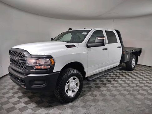 Used 2023 RAM 2500 Tradesman image 3