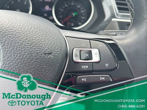 Used 2021 Volkswagen Tiguan SE R-Line AWD/4WD image 19