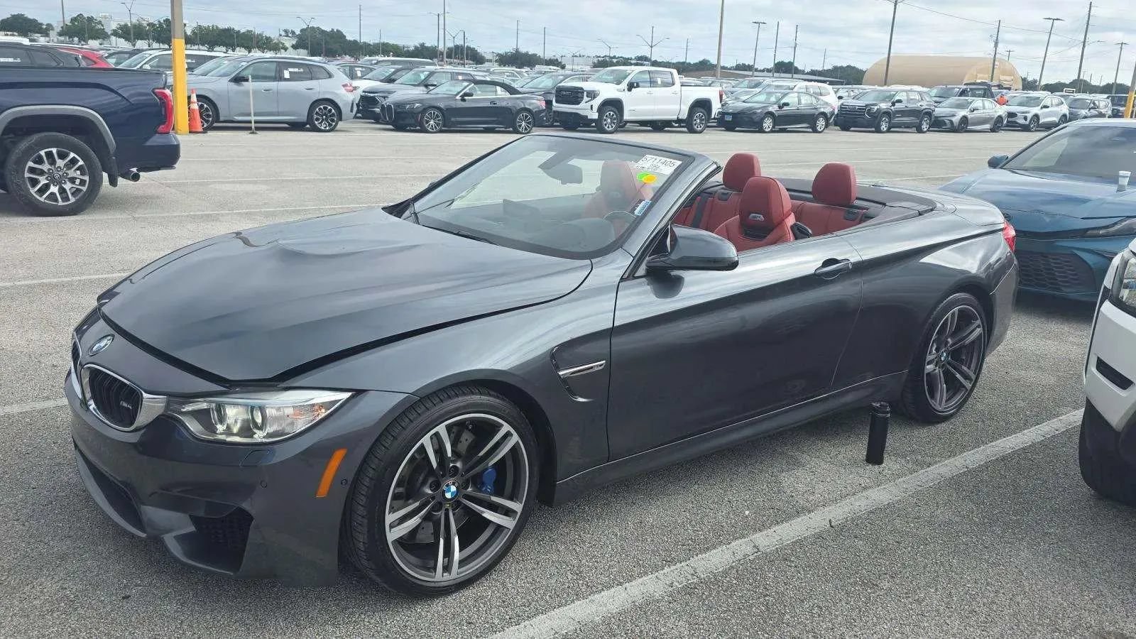 Used 2015 BMW M4 Convertible RWD image 2