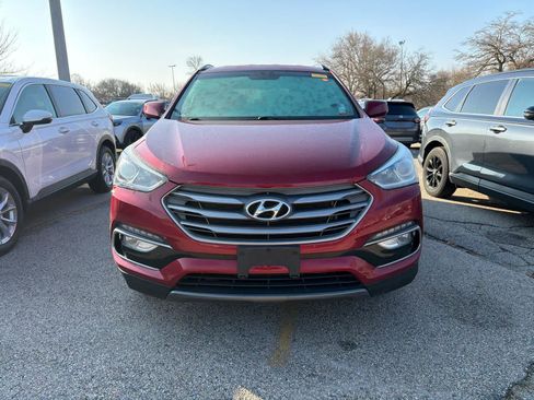 Used 2017 Hyundai Santa Fe Sport image 2