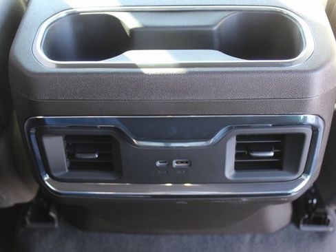 Used 2025 GMC Sierra 1500 SLT image 19