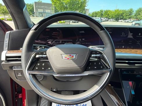 Used 2026 Cadillac Escalade Platinum Sport w/ LPO, ONYX Package AWD/4WD image 20