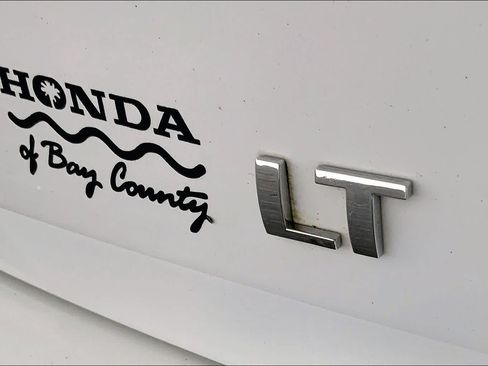 Used 2021 Chevrolet Equinox LT FWD image 10