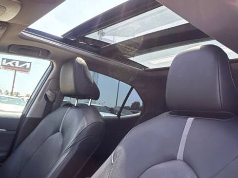 Used 2021 Toyota Camry XSE FWD image 19