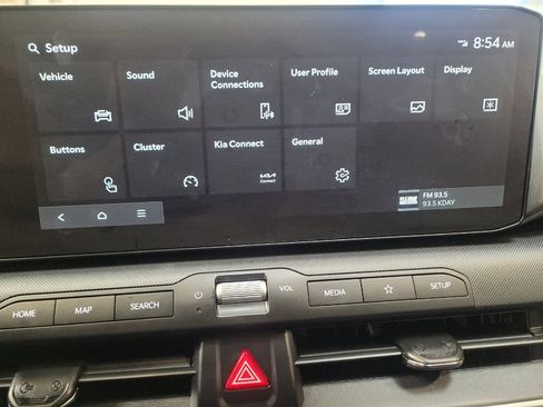 Used 2025 Kia K4 FWD image 25