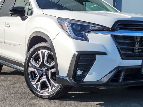 Used 2024 Subaru Ascent Limited w/ Technology Package AWD/4WD image 3