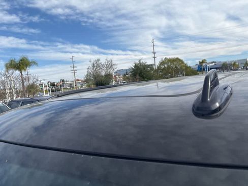 Used 2023 Cadillac Escalade ESV Sport w/ LPO, ONYX Package image 17