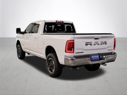 Used 2026 RAM 2500 Laramie AWD/4WD image 12