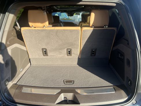 Used 2023 Cadillac Escalade Sport w/ Touring Package image 34