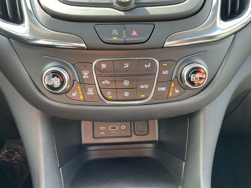 Used 2023 Chevrolet Equinox LT AWD/4WD image 9