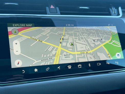 Used 2020 Land Rover Range Rover Evoque R-Dynamic HSE image 19