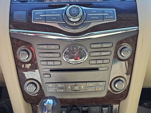 Used 2017 INFINITI QX80 4WD w/ Driver Assistance Package image 23