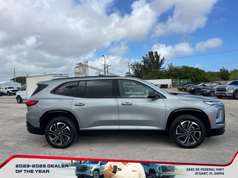 New 2026 Buick Enclave Sport Touring w/ Power Package image 8