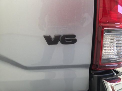 Used 2022 Toyota Tacoma SR5 image 14