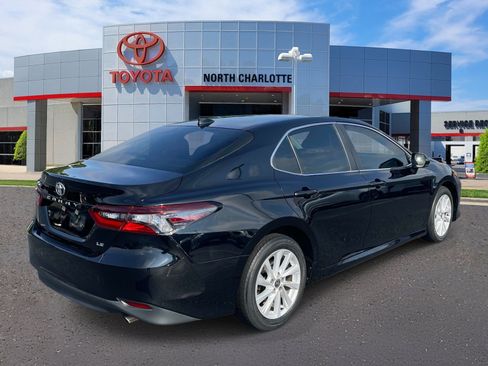 Used 2023 Toyota Camry LE FWD image 6